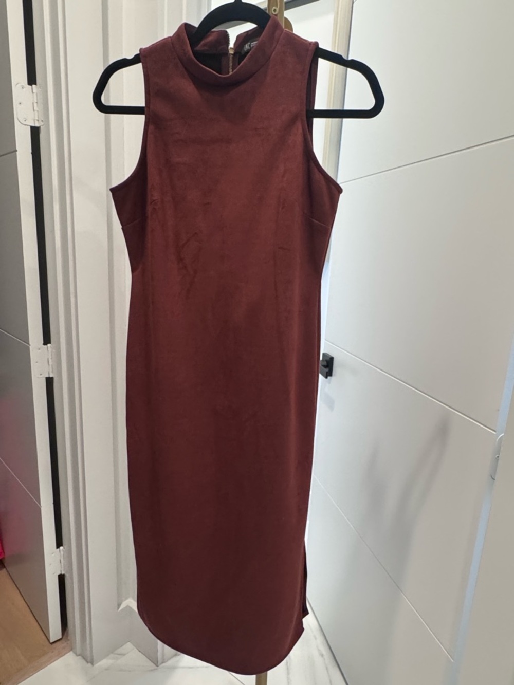 INC International Concepts Sleeveless Mock-Neck Midi Dress in Burgundy, SZ 2